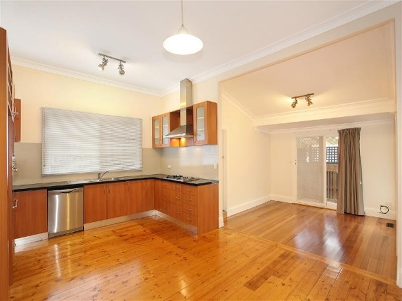 9 Gilsland Road, Murrumbeena VIC 3163