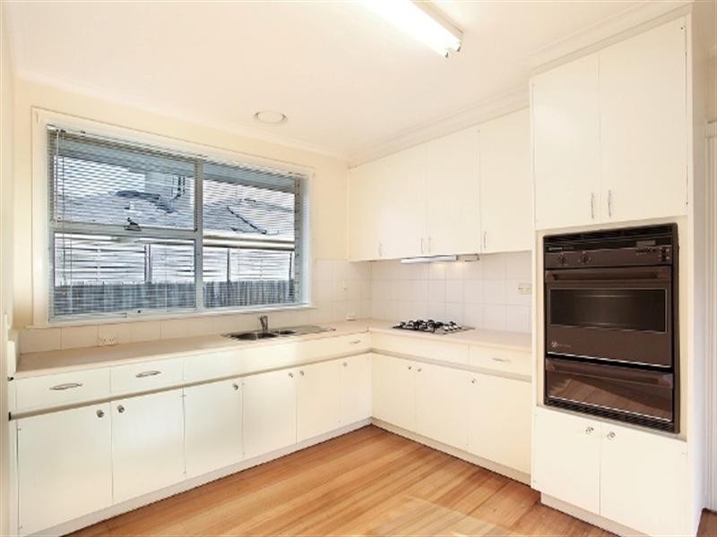 150 Kambrook Road, Caulfield VIC 3162