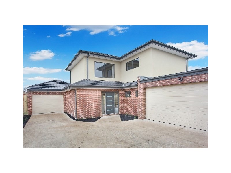 33B Selworthy Avenue, Oakleigh South VIC 3167