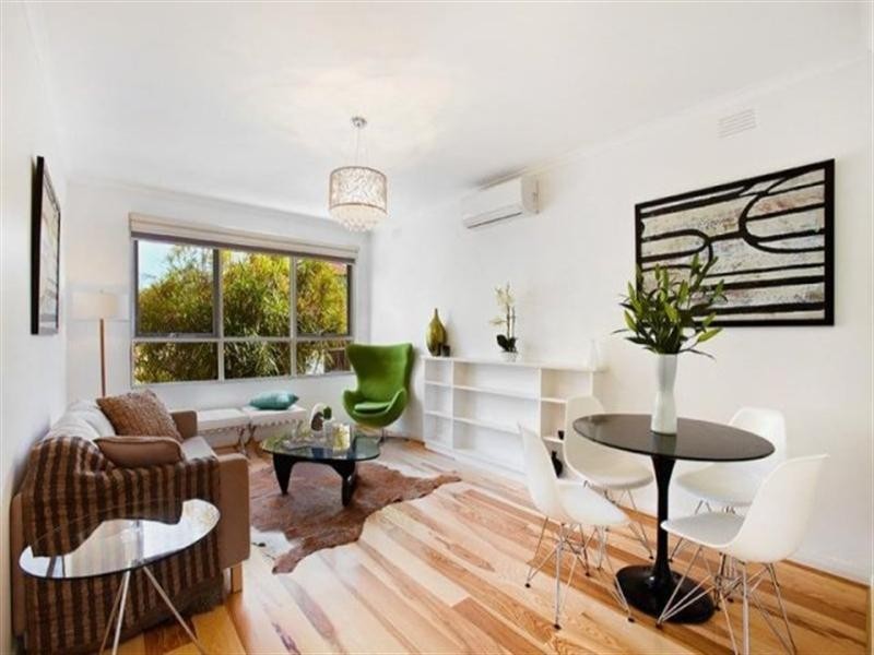 2/10 Payne Street,, Caulfield North VIC 3161
