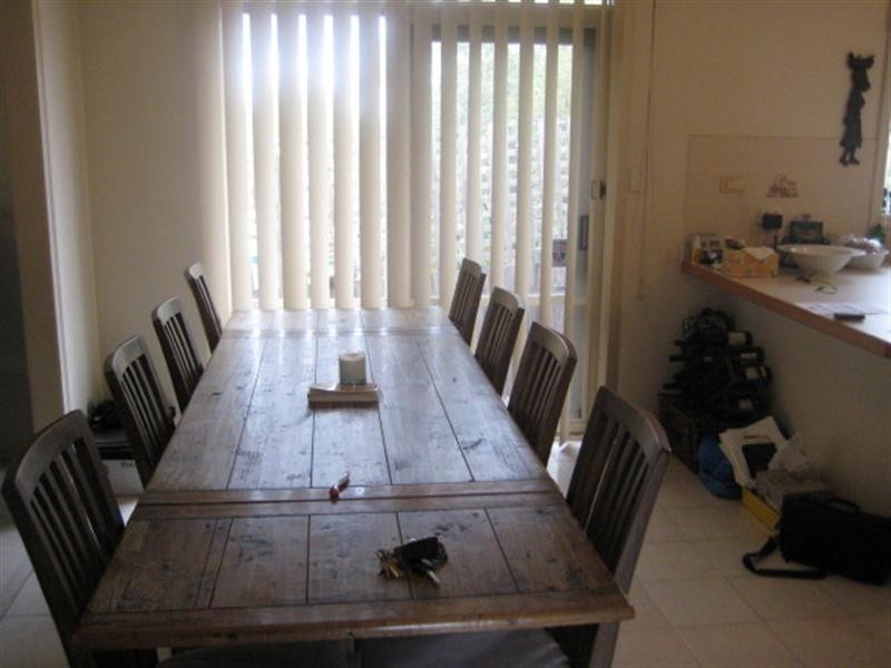 2/4 Grandview Grove, Carnegie VIC 3163