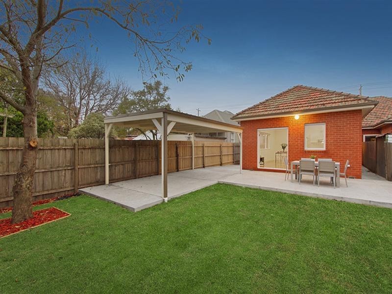 33 Paddington Road, Hughesdale VIC 3166