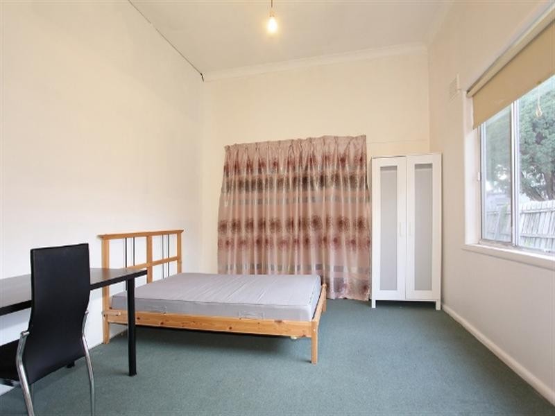 22 Rosstown Road, Carnegie VIC 3163