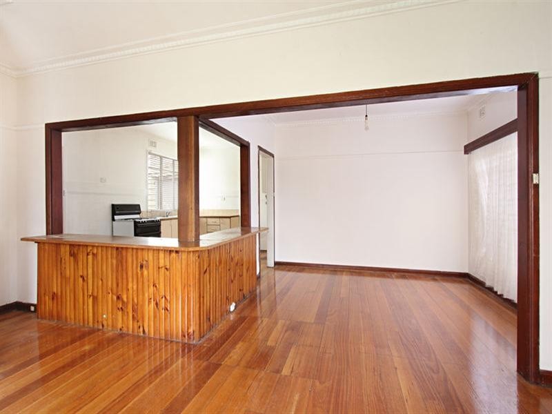 11 Colonel Street, Clayton VIC 3168