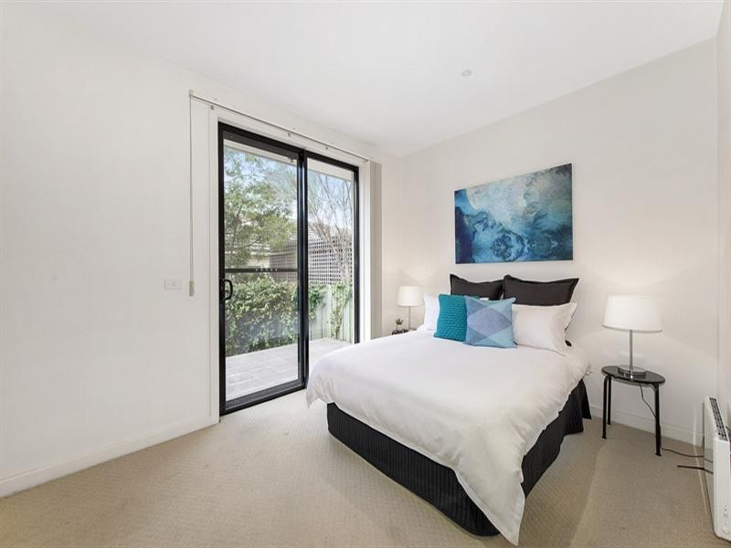 4/1407 Dandenong Road, Malvern East VIC 3145