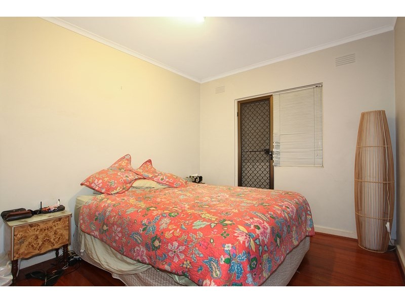 1/11 Holloway Street, Ormond VIC 3204