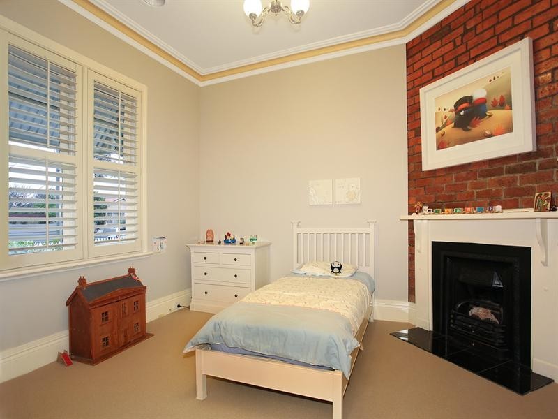 22 Darling Street, Hughesdale VIC 3166