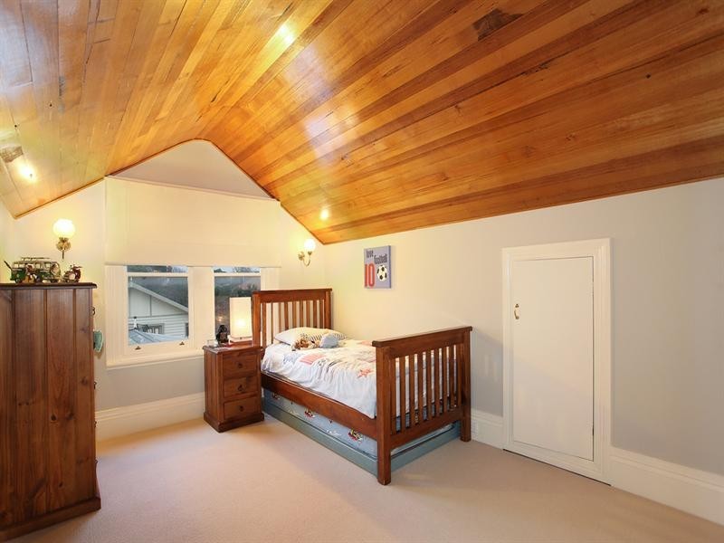 22 Darling Street, Hughesdale VIC 3166