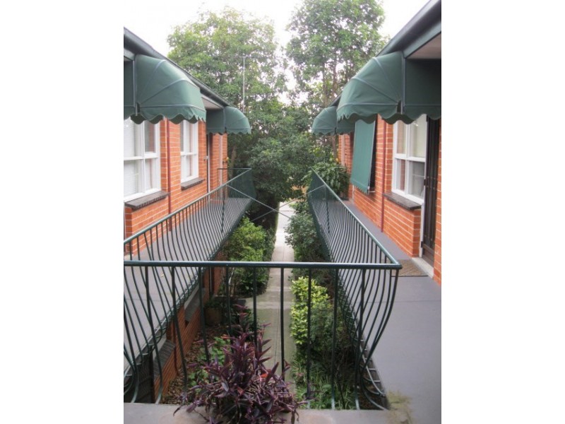 12/3 Huntly Street, Glen Huntly VIC 3163
