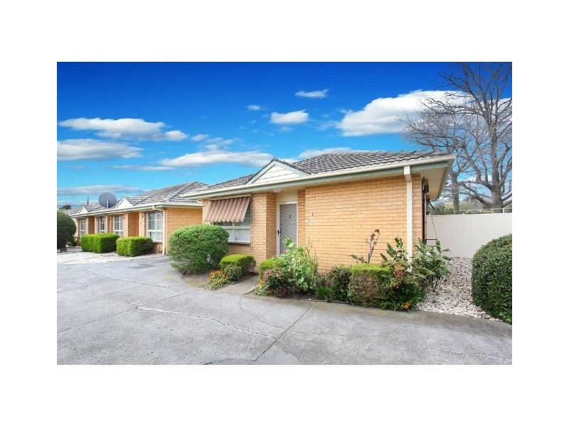 1/58 Coorigil Road, Carnegie VIC 3163