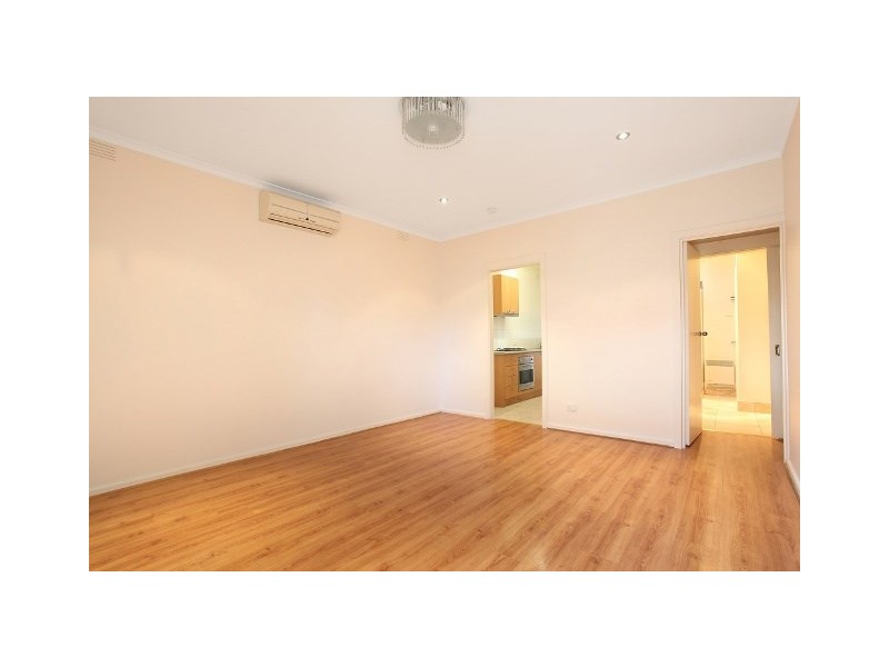 1/58 Coorigil Road, Carnegie VIC 3163