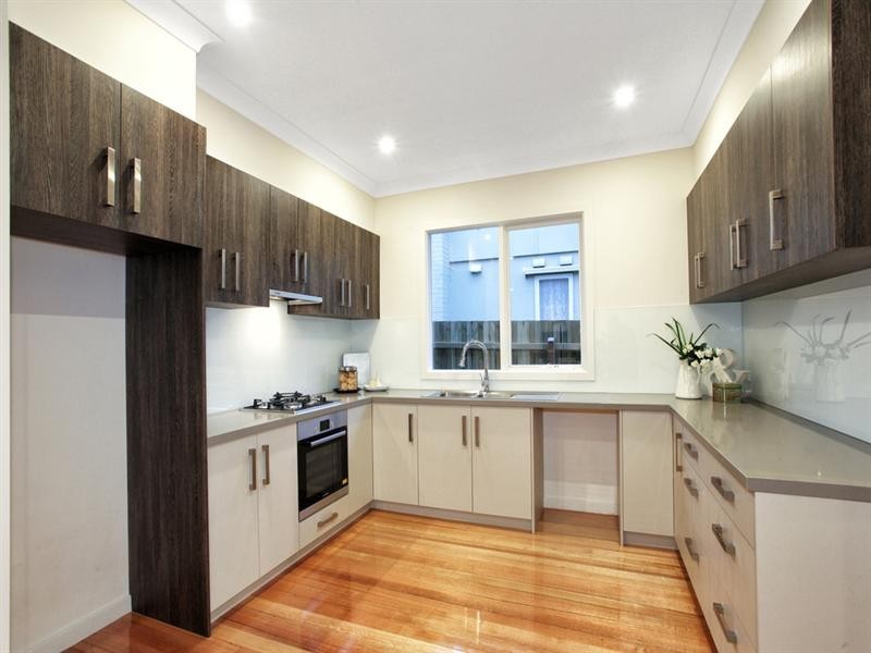 1/27 Simmonds Street, Hughesdale VIC 3166