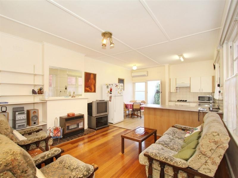 213 McKinnon Road, Mckinnon VIC 3204