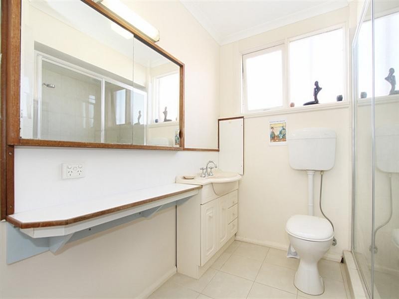 213 McKinnon Road, Mckinnon VIC 3204