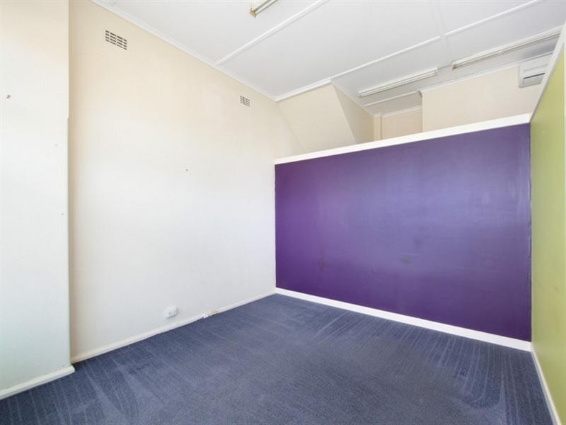 213 McKinnon Road, Mckinnon VIC 3204