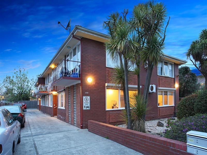 8/80 Robert Street, Bentleigh VIC 3204