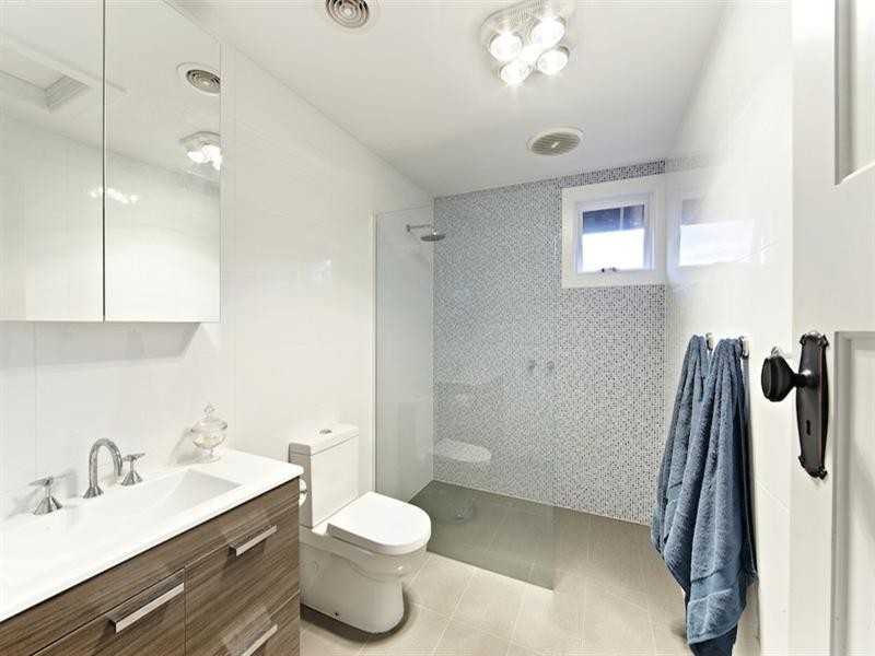 1679 Dandenong Road, Oakleigh East VIC 3166