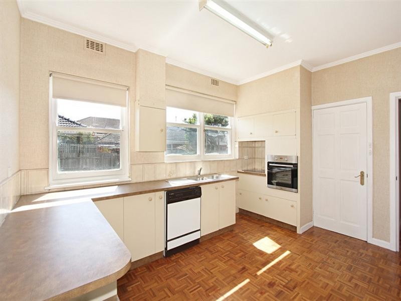 17 Waratah Avenue, Glen Huntly VIC 3163