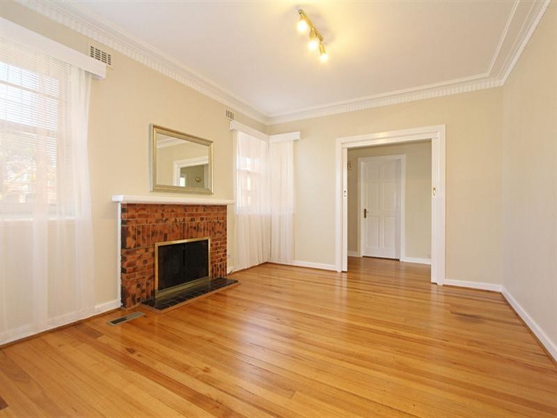 17 Waratah Avenue, Glen Huntly VIC 3163