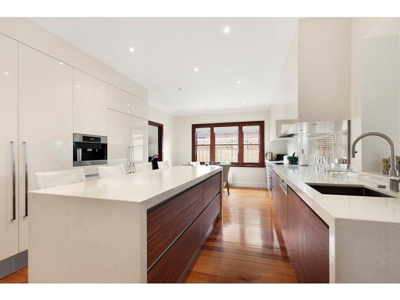 108 Ludstone Street, Hampton VIC 3188