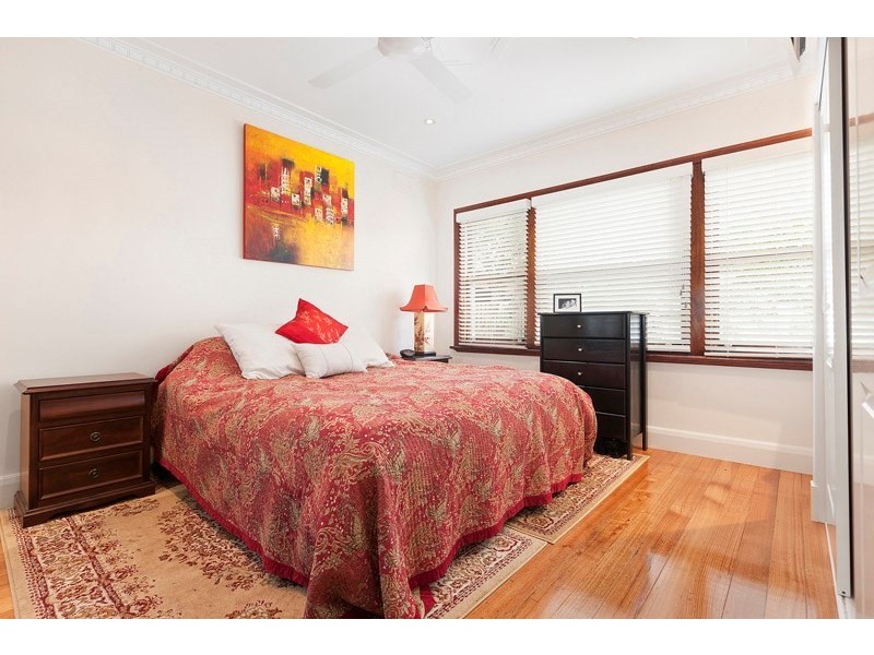 108 Ludstone Street, Hampton VIC 3188