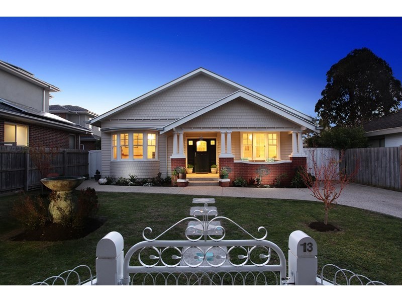 13 Darling Street, Hughesdale VIC 3166