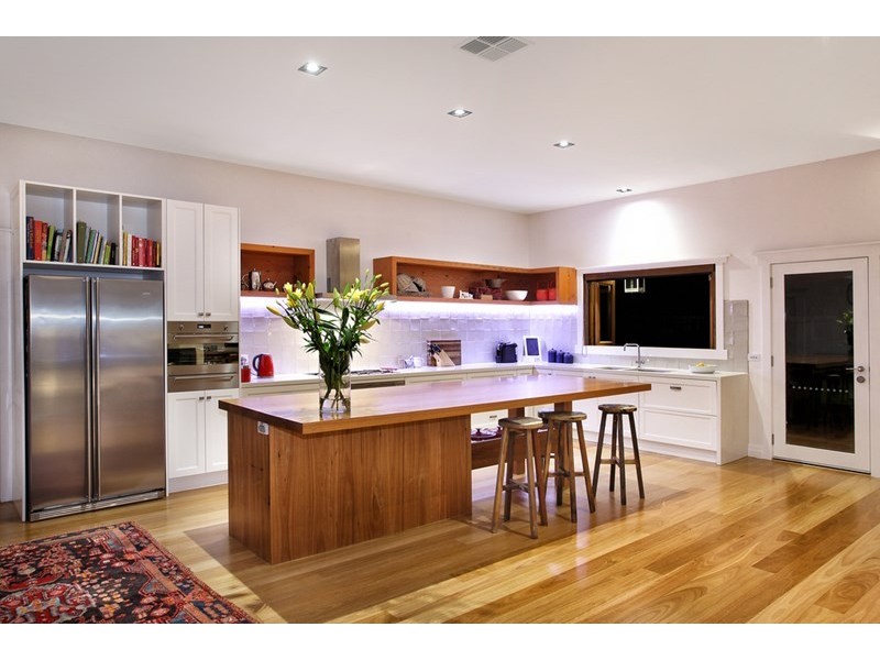 13 Darling Street, Hughesdale VIC 3166