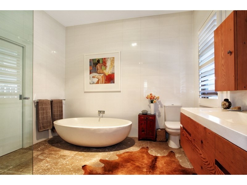 13 Darling Street, Hughesdale VIC 3166