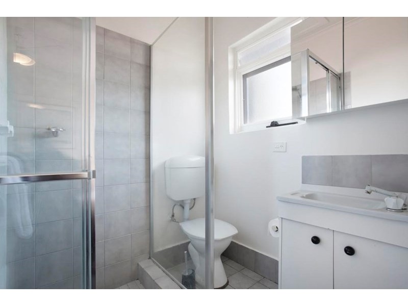 14/2 Maroona Road, Carnegie VIC 3163