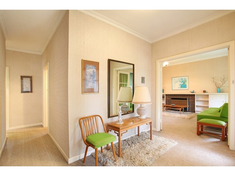 18 Atkinson Street, Murrumbeena VIC 3163