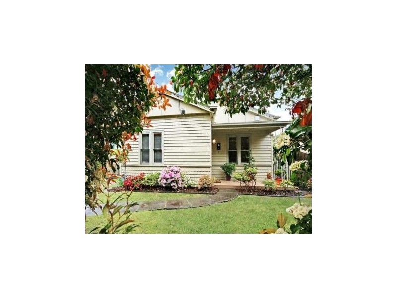 5 Reserve Avenue, Carnegie VIC 3163