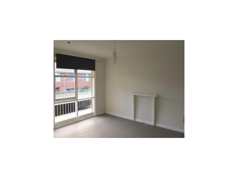 12/8 Rosedale Avenue, Glen Huntly VIC 3163