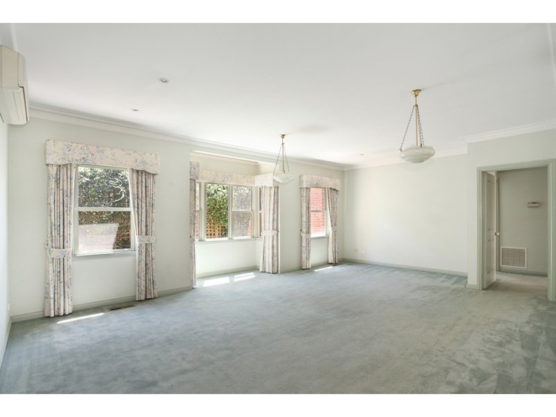 2/20 Kangaroo Road, Murrumbeena VIC 3163