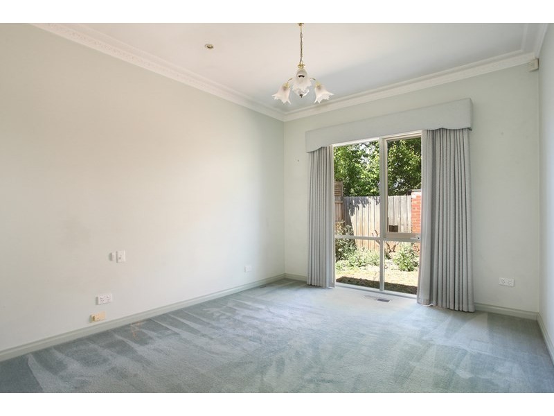 2/20 Kangaroo Road, Murrumbeena VIC 3163