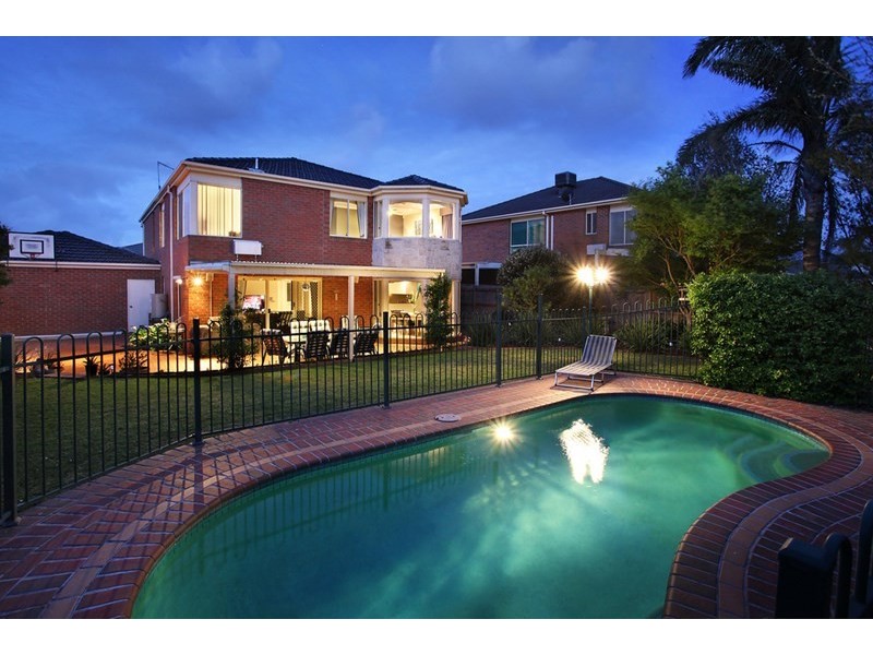 10 Park View Drive, Carnegie VIC 3163