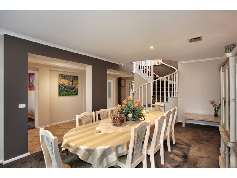 10 Park View Drive, Carnegie VIC 3163