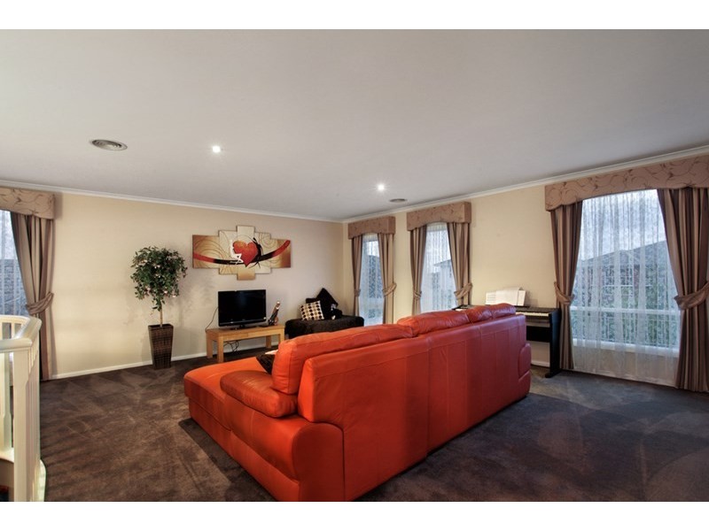 10 Park View Drive, Carnegie VIC 3163