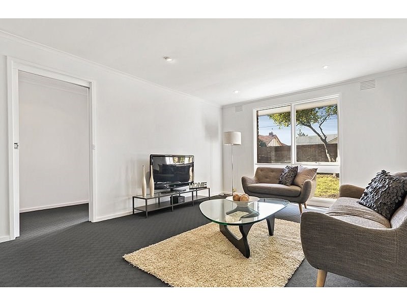 1/23 Mernda Avenue, Carnegie VIC 3163