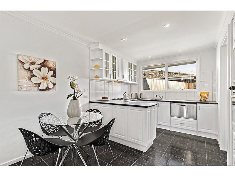 1/23 Mernda Avenue, Carnegie VIC 3163