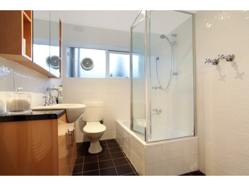 3/7 Wild Cherry Road, Ormond VIC 3204