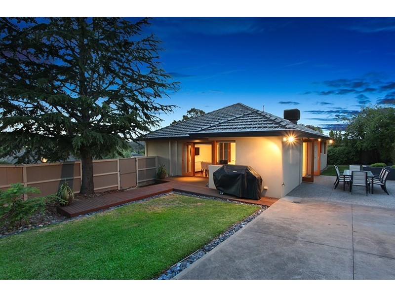 9 Mandella Street, Templestowe VIC 3106