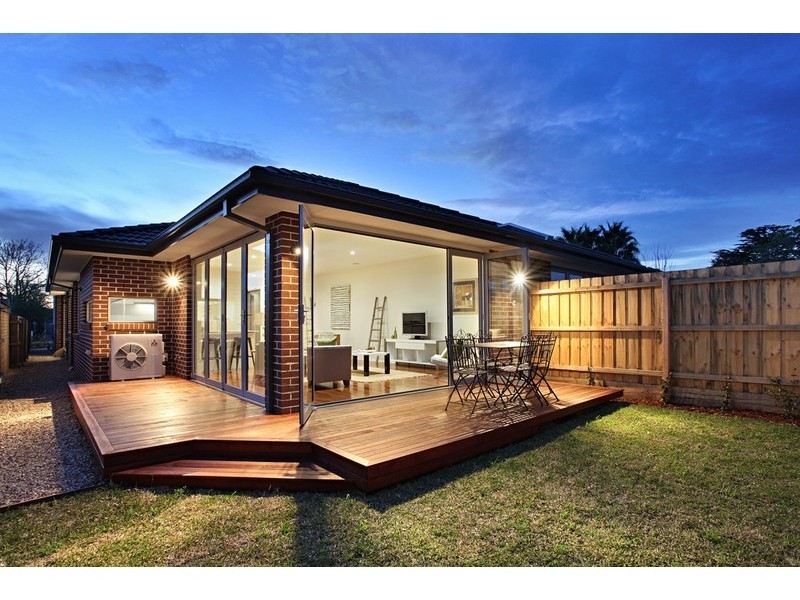 8a Carinya Road, Bentleigh East VIC 3165