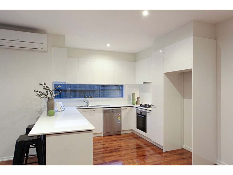 8a Carinya Road, Bentleigh East VIC 3165