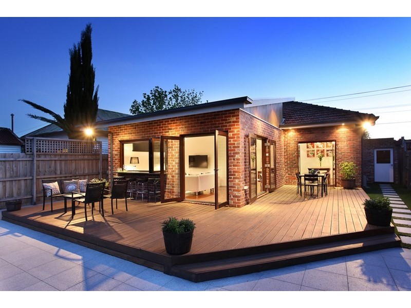 77 Kangaroo Road, Hughesdale VIC 3166