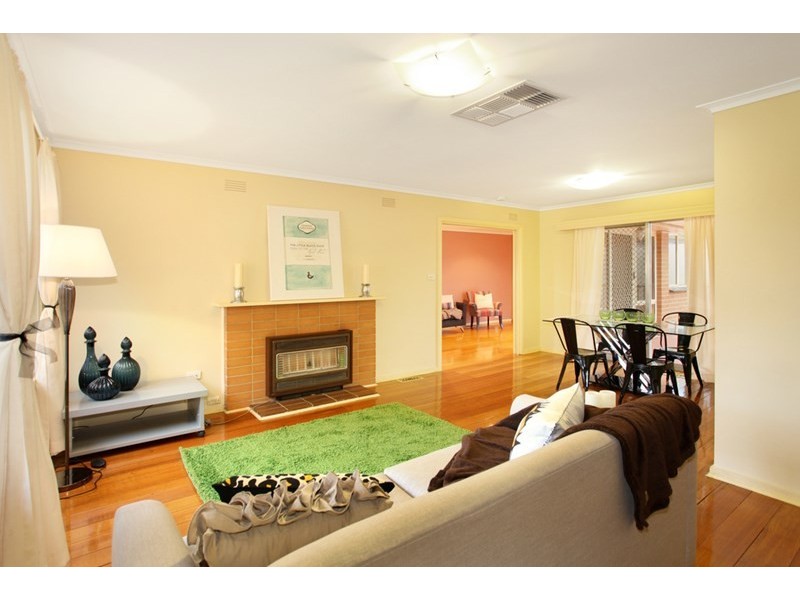 2 Cronin Court, Cheltenham VIC 3192