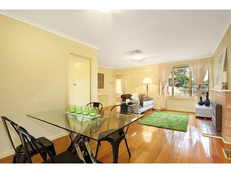 2 Cronin Court, Cheltenham VIC 3192