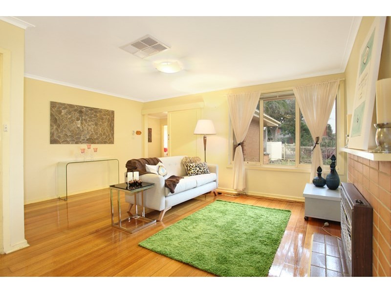 2 Cronin Court, Cheltenham VIC 3192