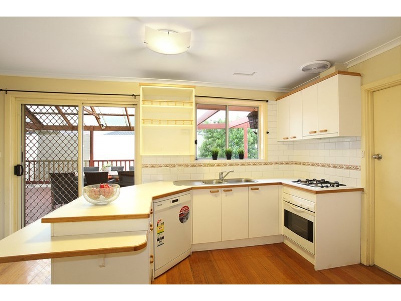 2 Cronin Court, Cheltenham VIC 3192