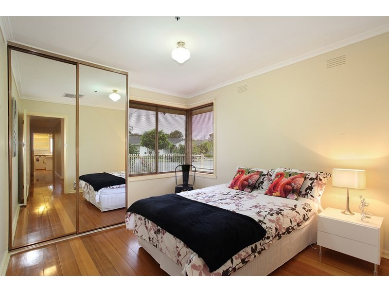 2 Cronin Court, Cheltenham VIC 3192