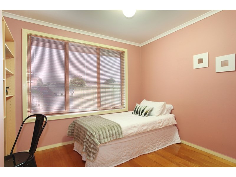 2 Cronin Court, Cheltenham VIC 3192